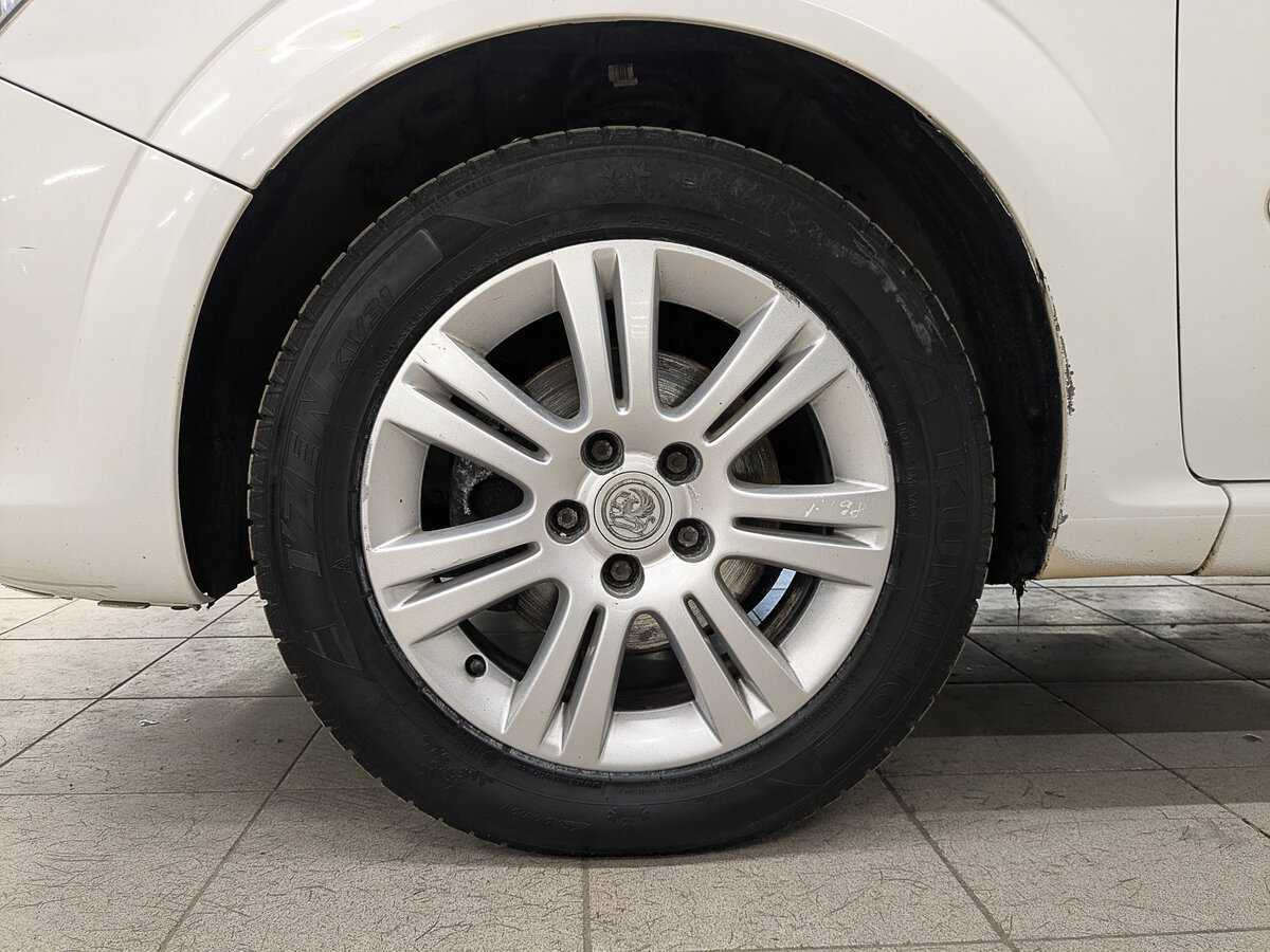 Б/У Опель Зафира 2013 года. Фото: #11