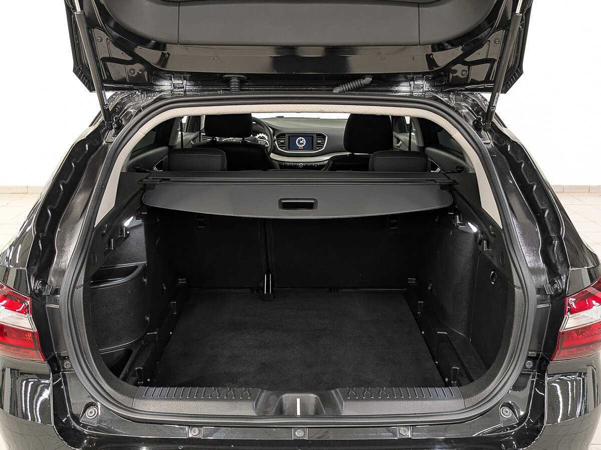 Б/У Лада (ВАЗ) Веста 2024 года. Фото: #9