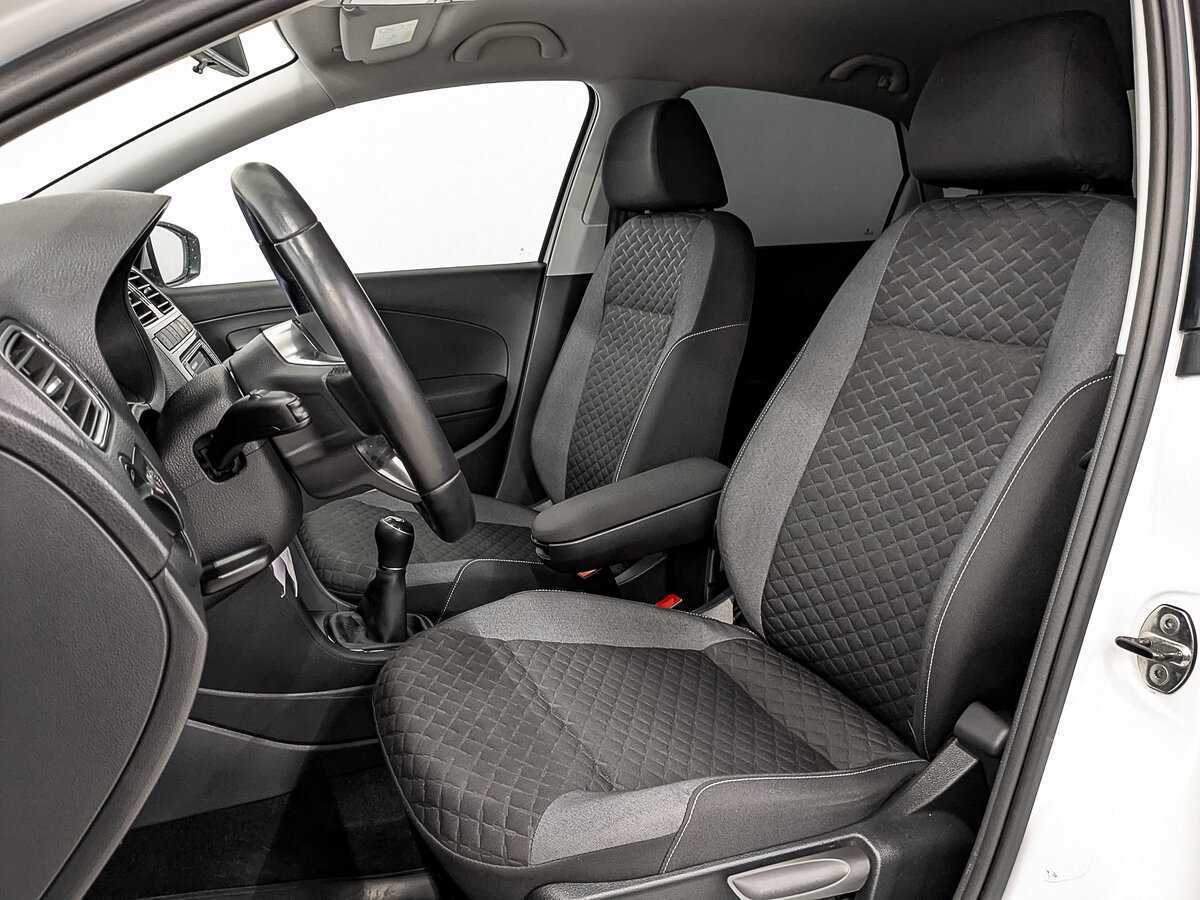 Б/У Фольксваген Поло 2018 года. Фото: #19