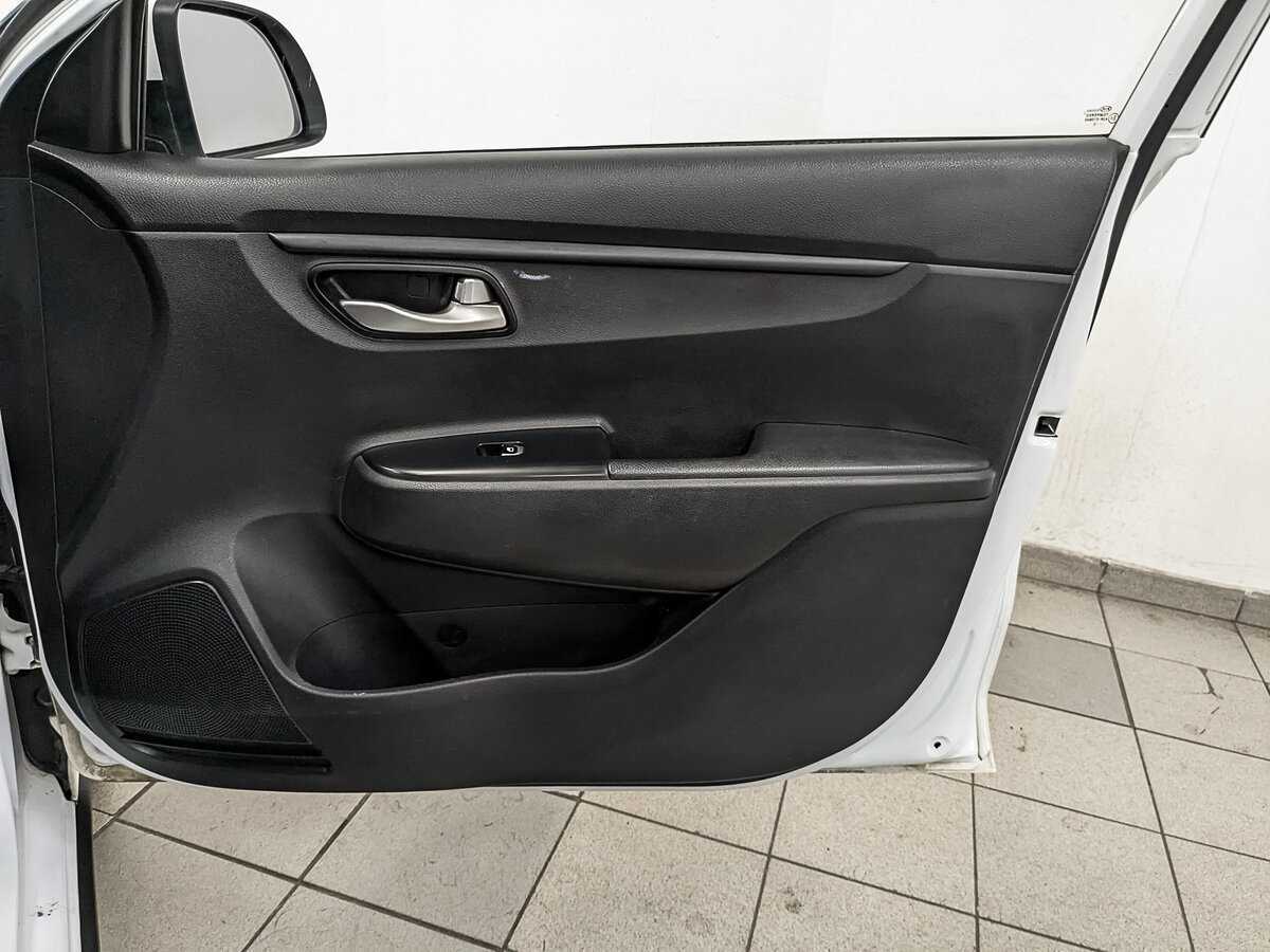 Б/У Киа Рио 2020 года. Фото: #23