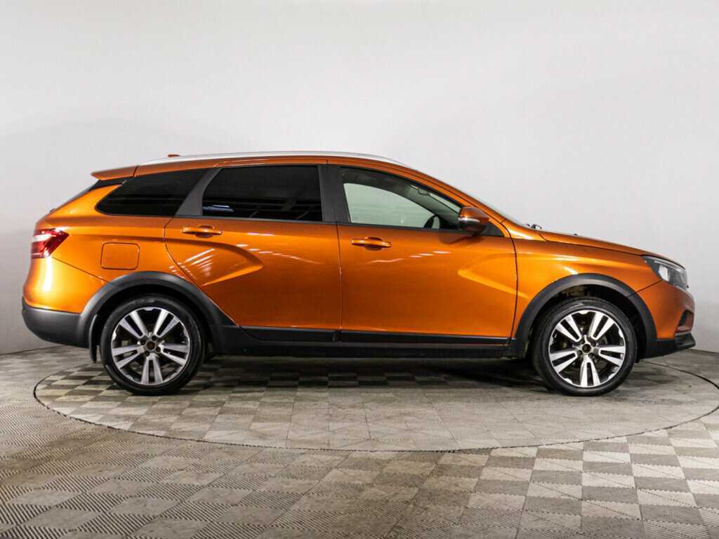 Б/У Лада (ВАЗ) Веста 2018 года. Фото: #3