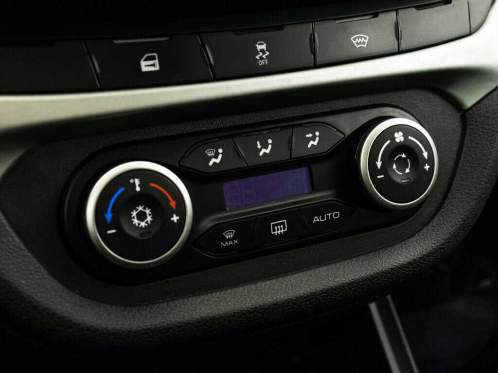 Б/У Лада (ВАЗ) Веста 2018 года. Фото: #17