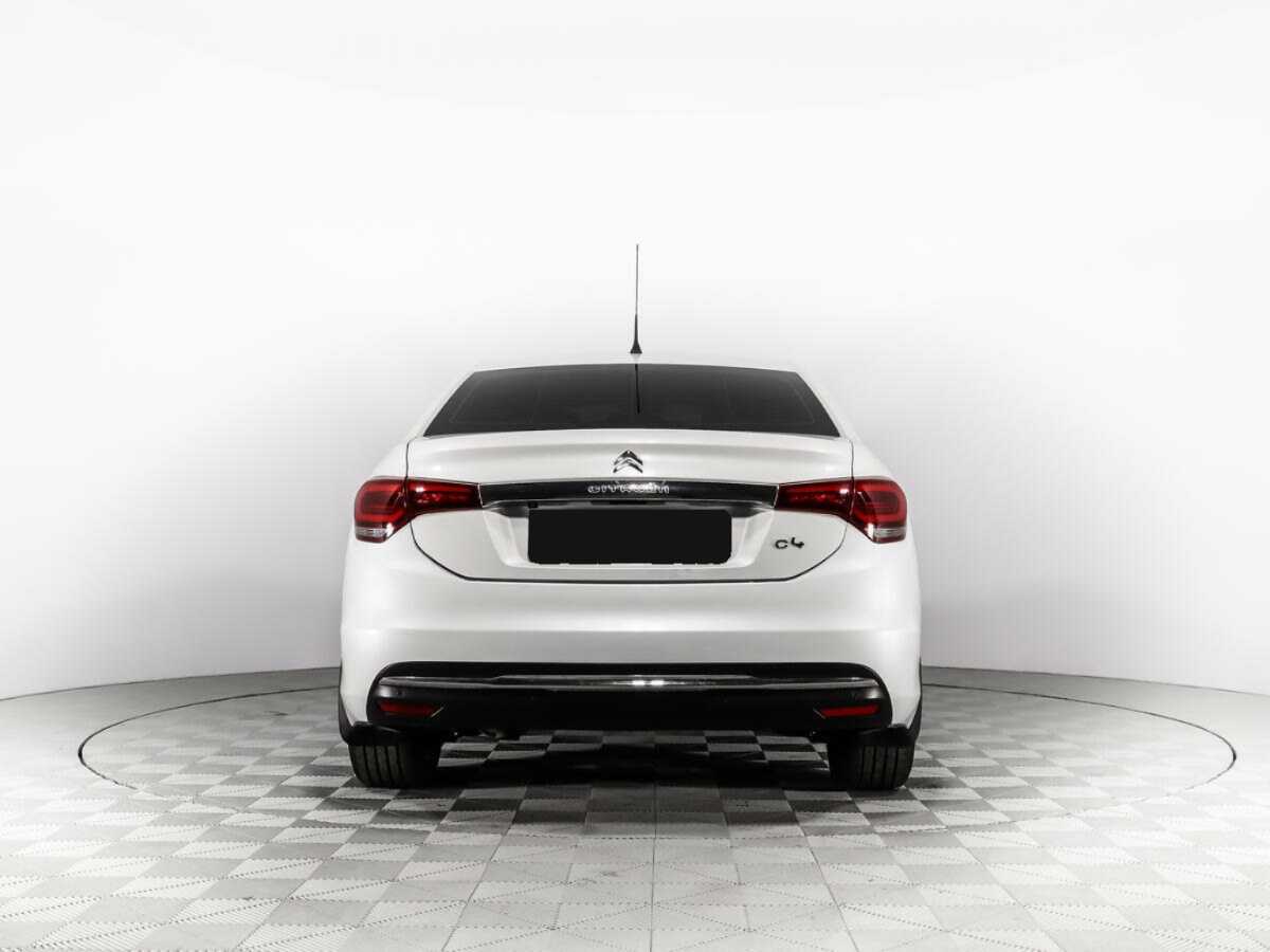 Б/У Ситроен Ц4 2016 года. Фото: #5