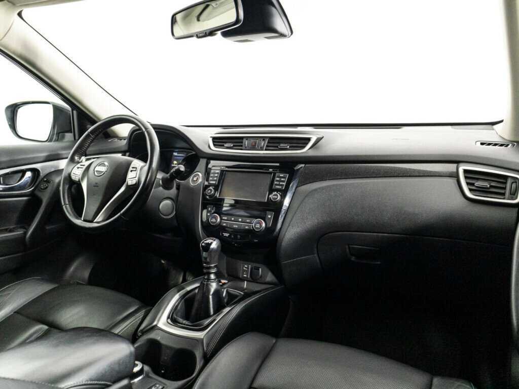 Б/У Ниссан Икс-Трейл 2018 года. Фото: #8