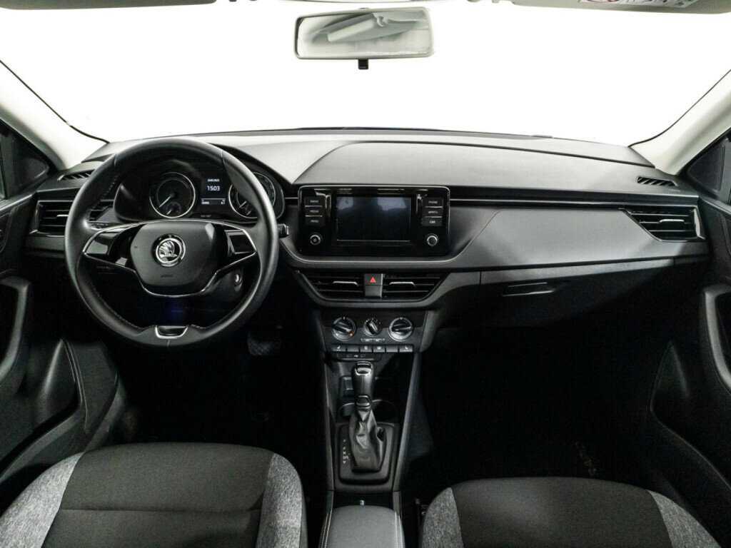 Б/У Шкода Рапид 2021 года. Фото: #11