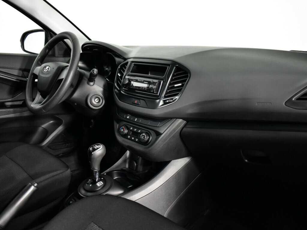 Б/У Лада (ВАЗ) Веста 2016 года. Фото: #8