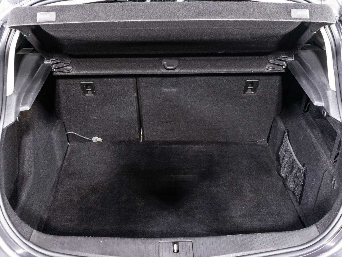 Б/У Опель Астра 2012 года. Фото: #14