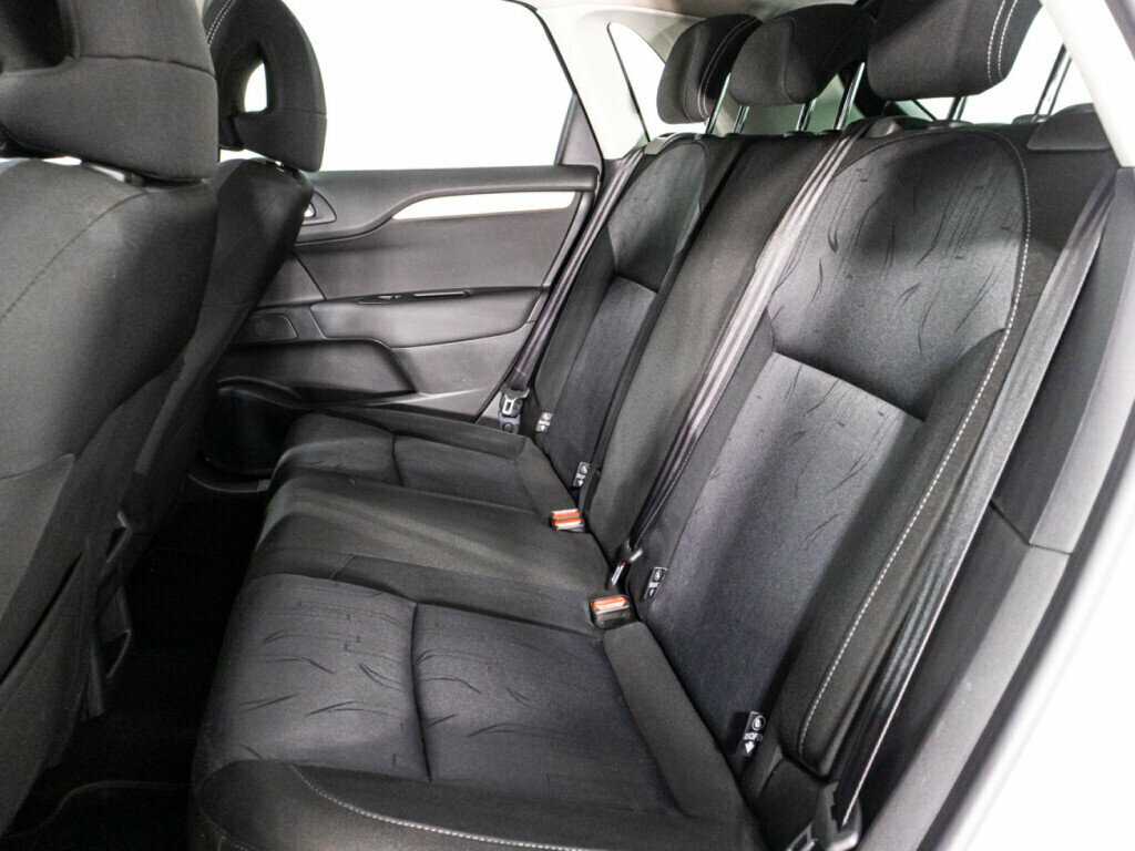 Б/У Ситроен Ц4 2012 года. Фото: #9