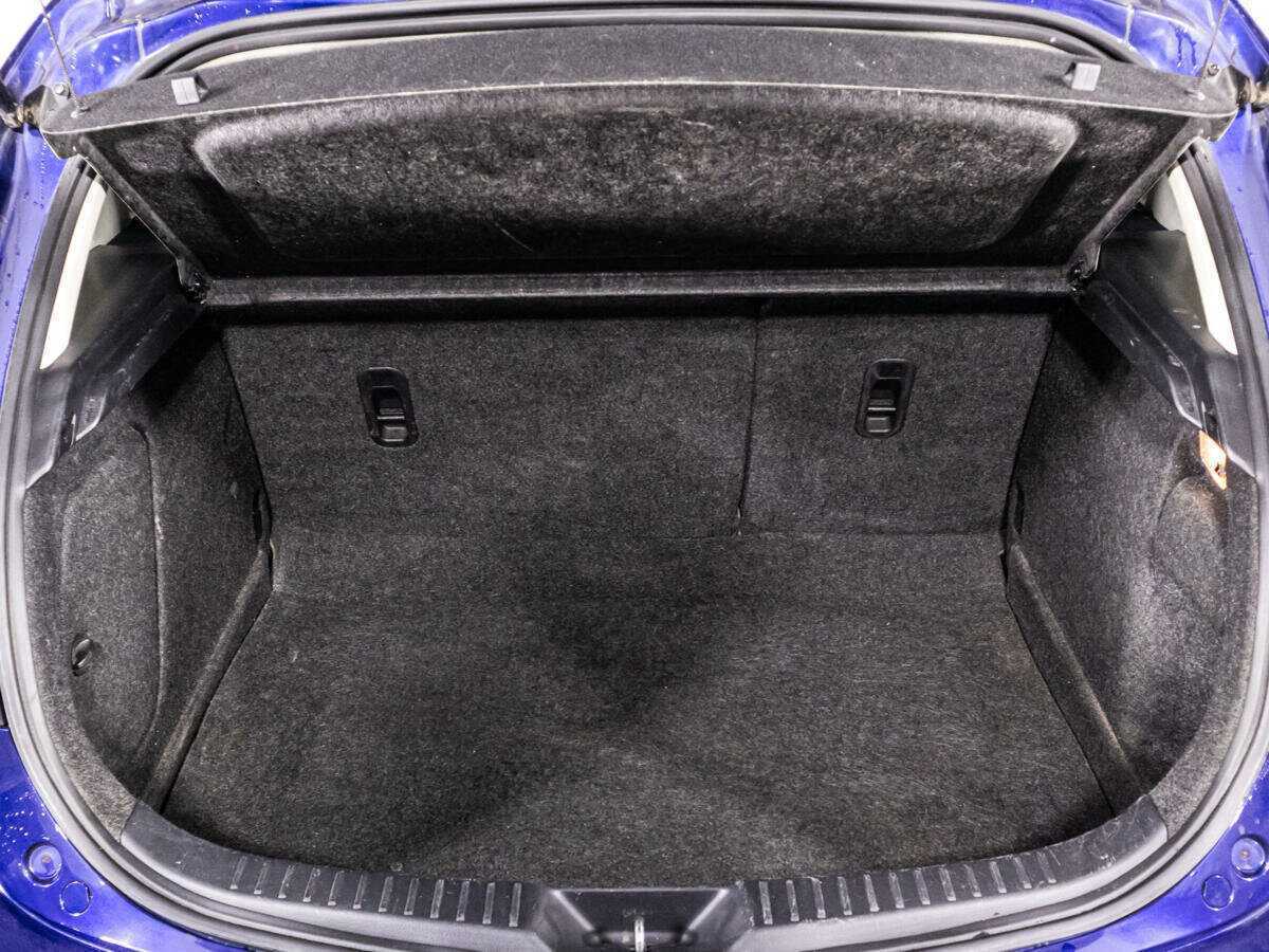 Б/У Мазда 3 2012 года. Фото: #14