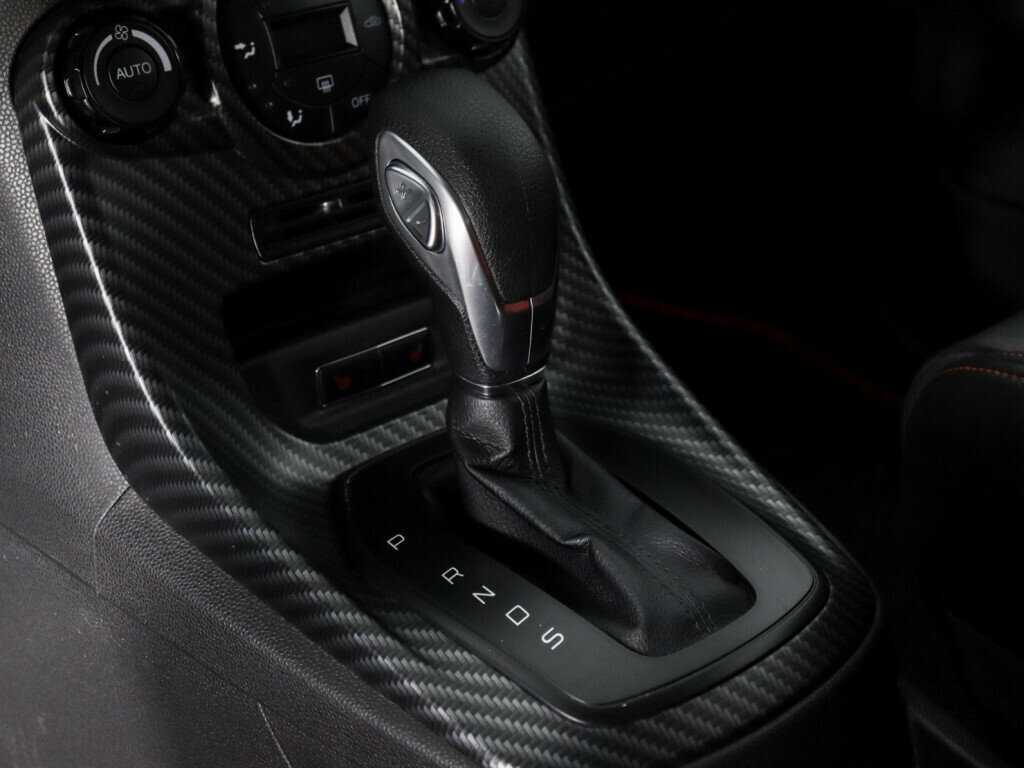 Ford Fiesta 2016 года с пробегом. Фото: #9