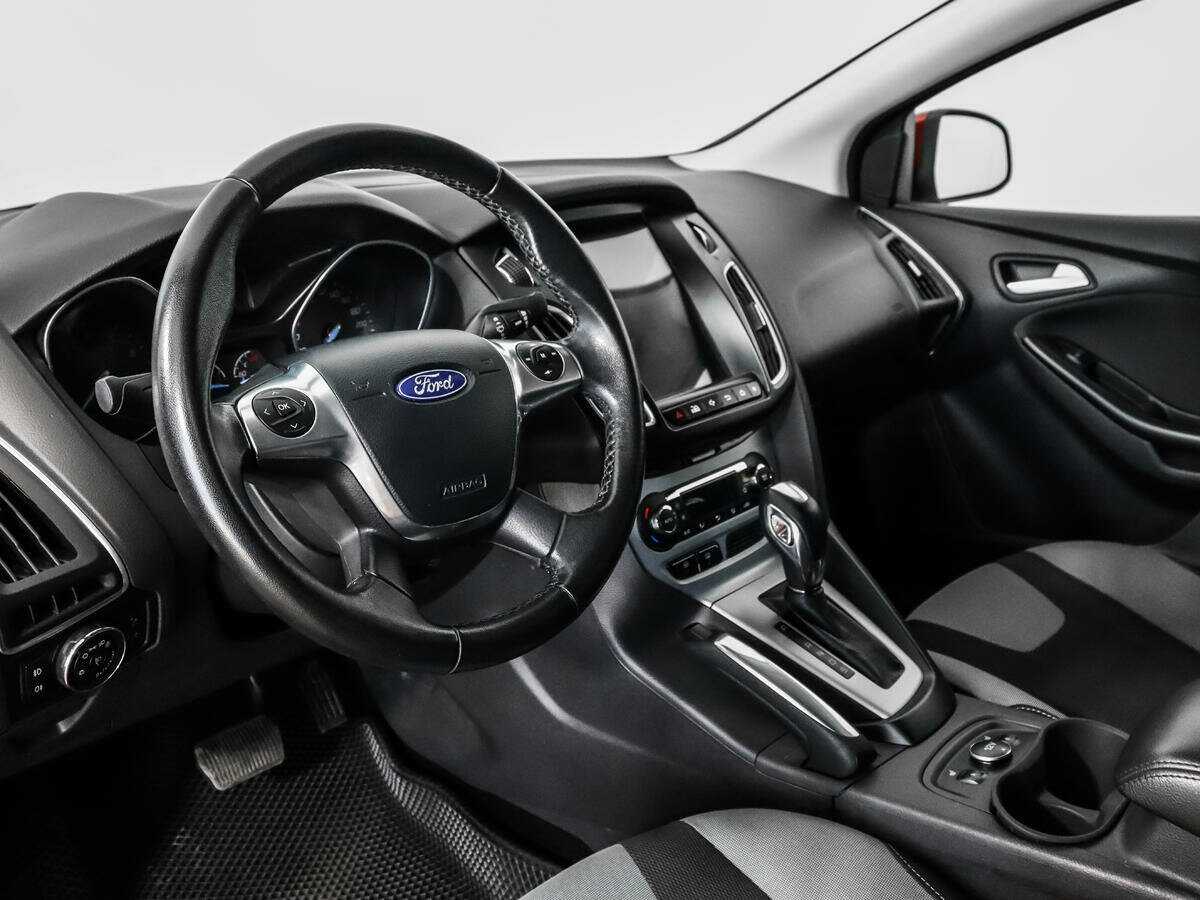 Ford Focus 2012 года с пробегом. Фото: #8