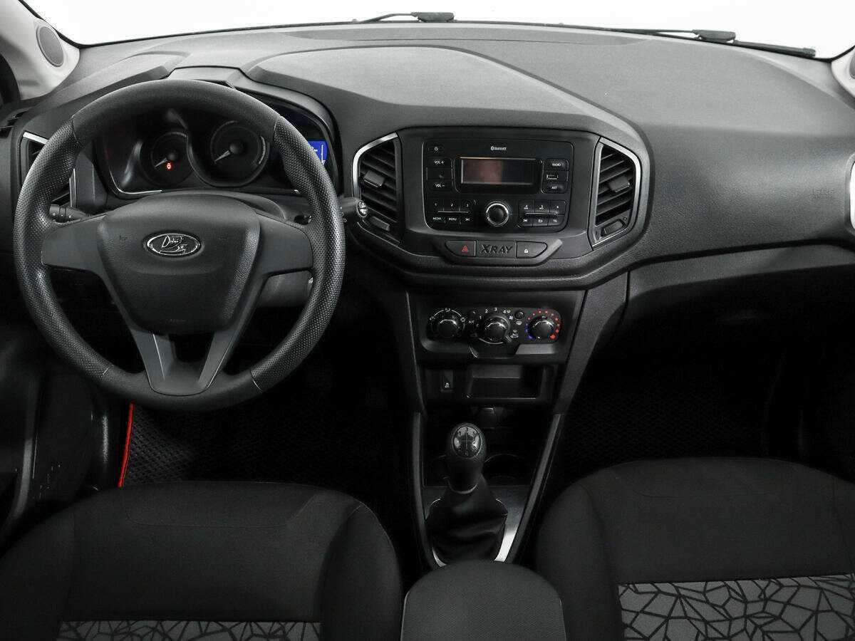 Б/У Лада (ВАЗ) ИКСРЭЙ 2018 года. Фото: #8