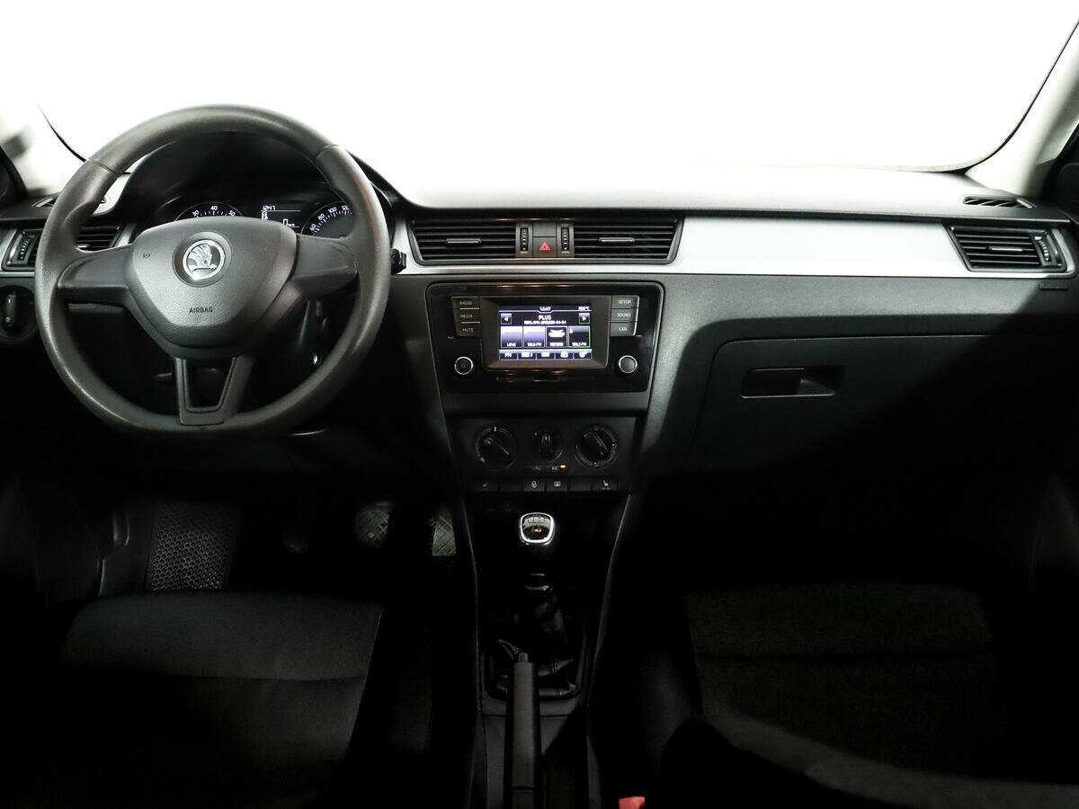 Б/У Шкода Рапид 2017 года. Фото: #9