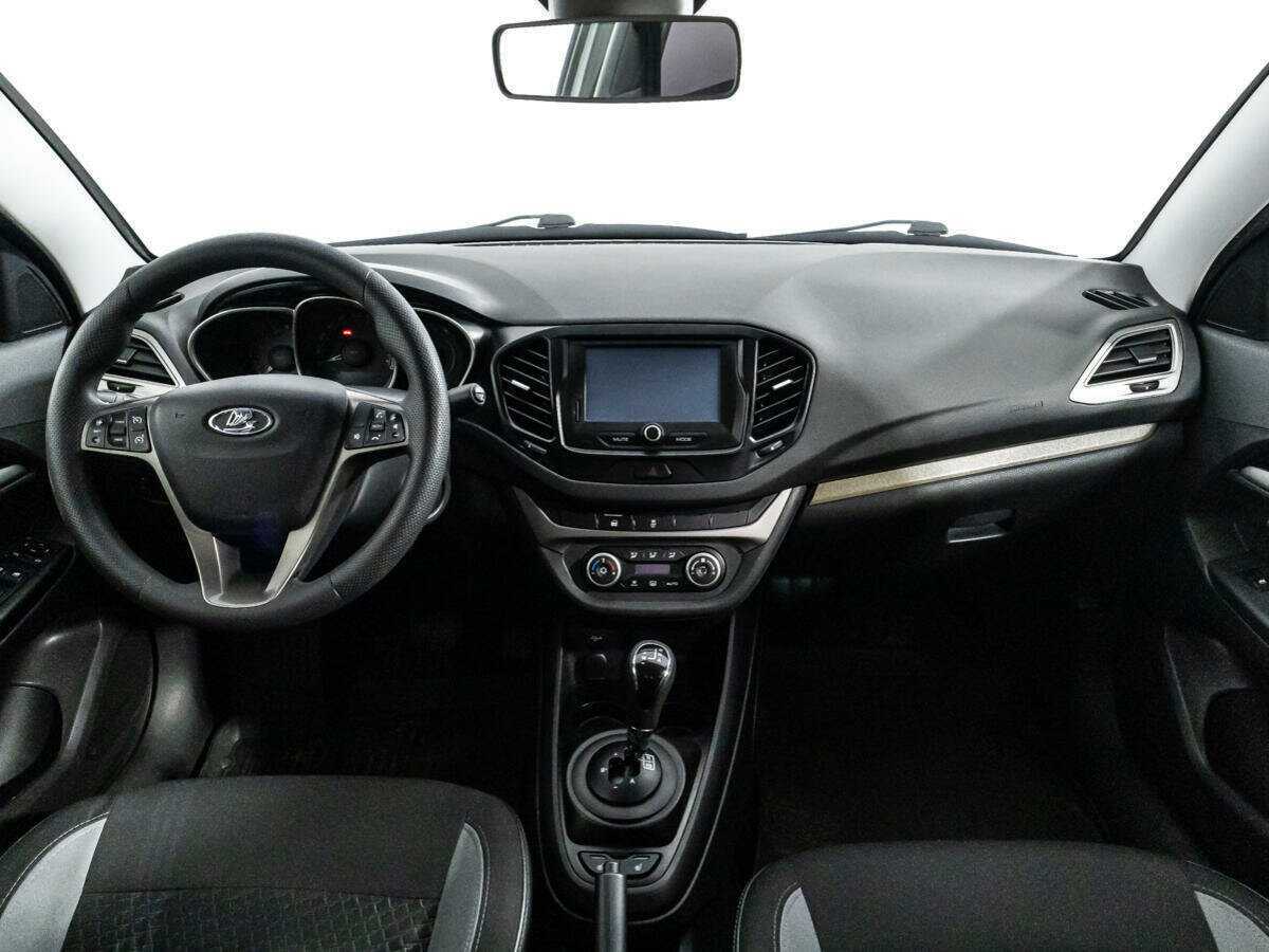 Б/У Лада (ВАЗ) Веста 2017 года. Фото: #12