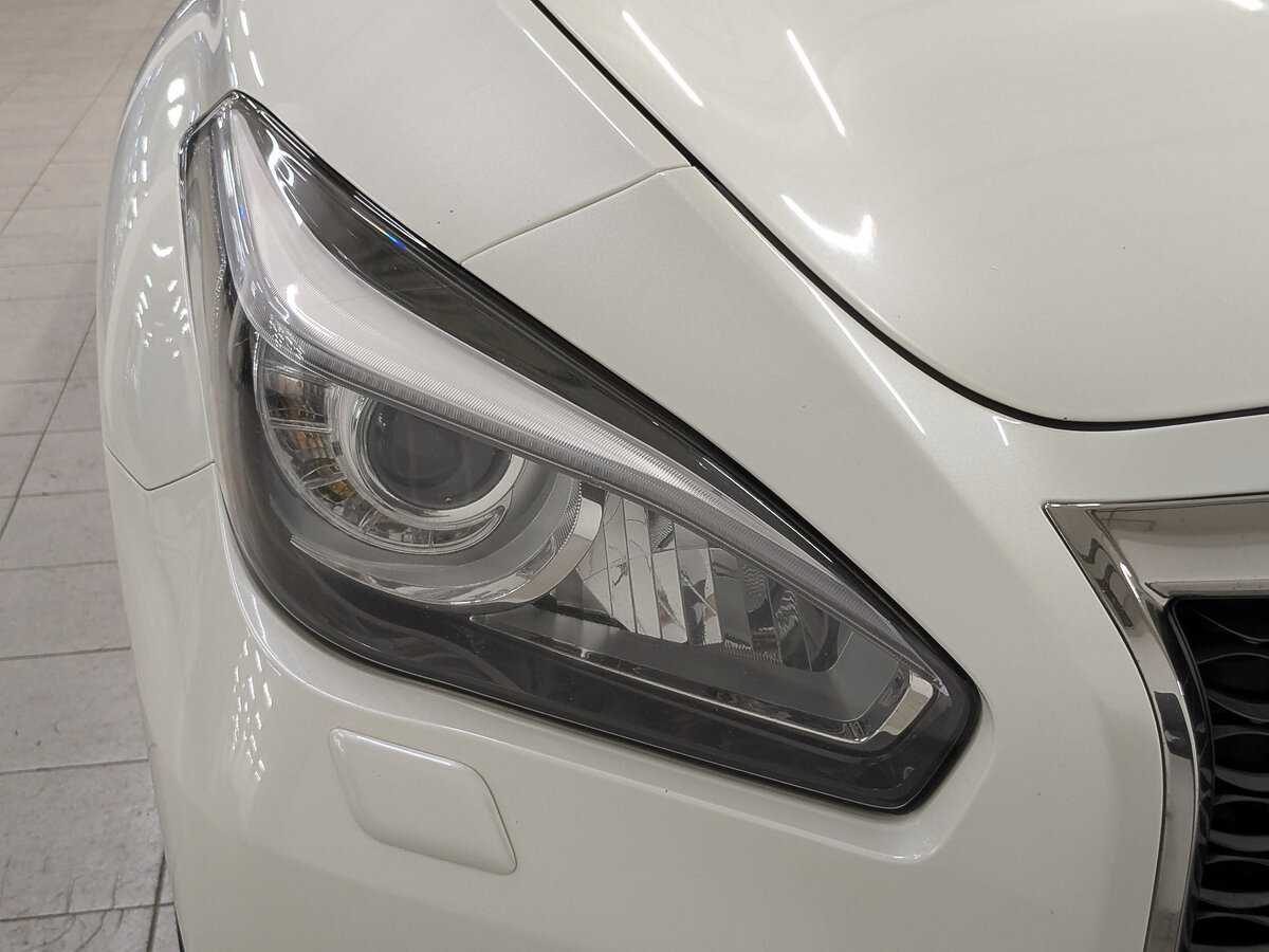 Infiniti Q70 2016 года с пробегом. Фото: #10