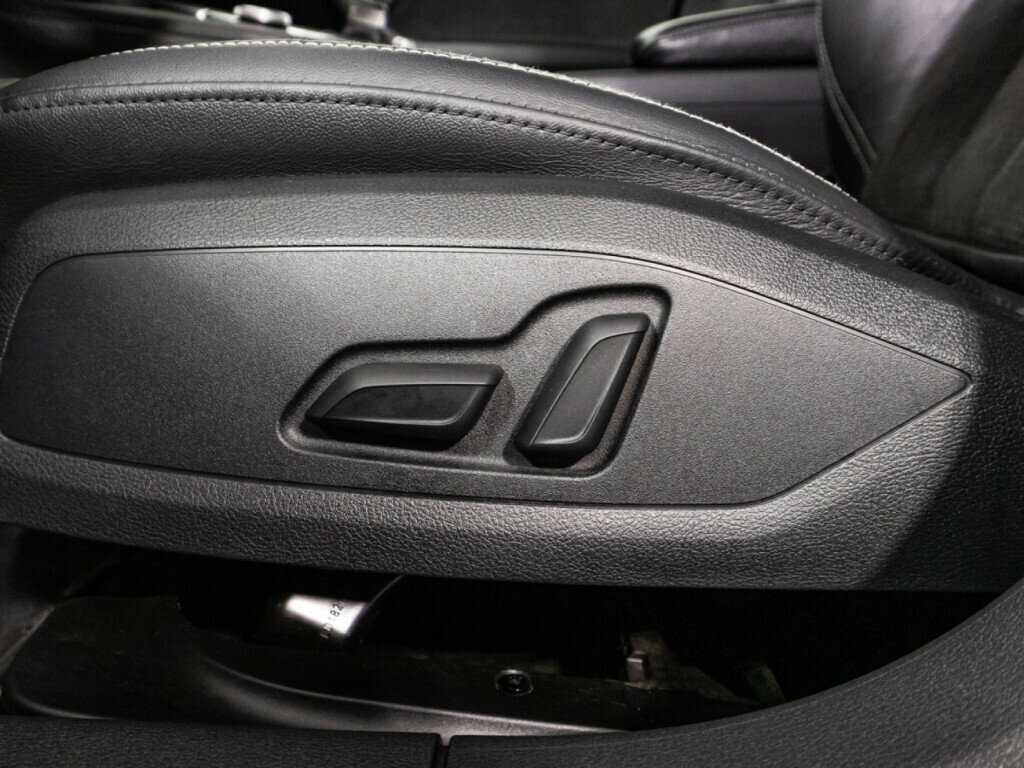 Audi A4 2019 года с пробегом. Фото: #15