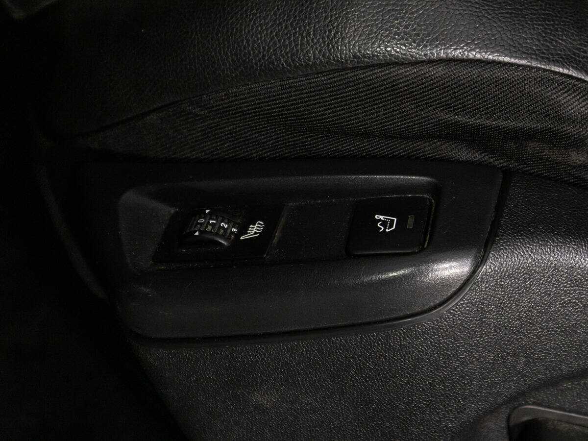 Б/У Ситроен Ц5 2013 года. Фото: #13