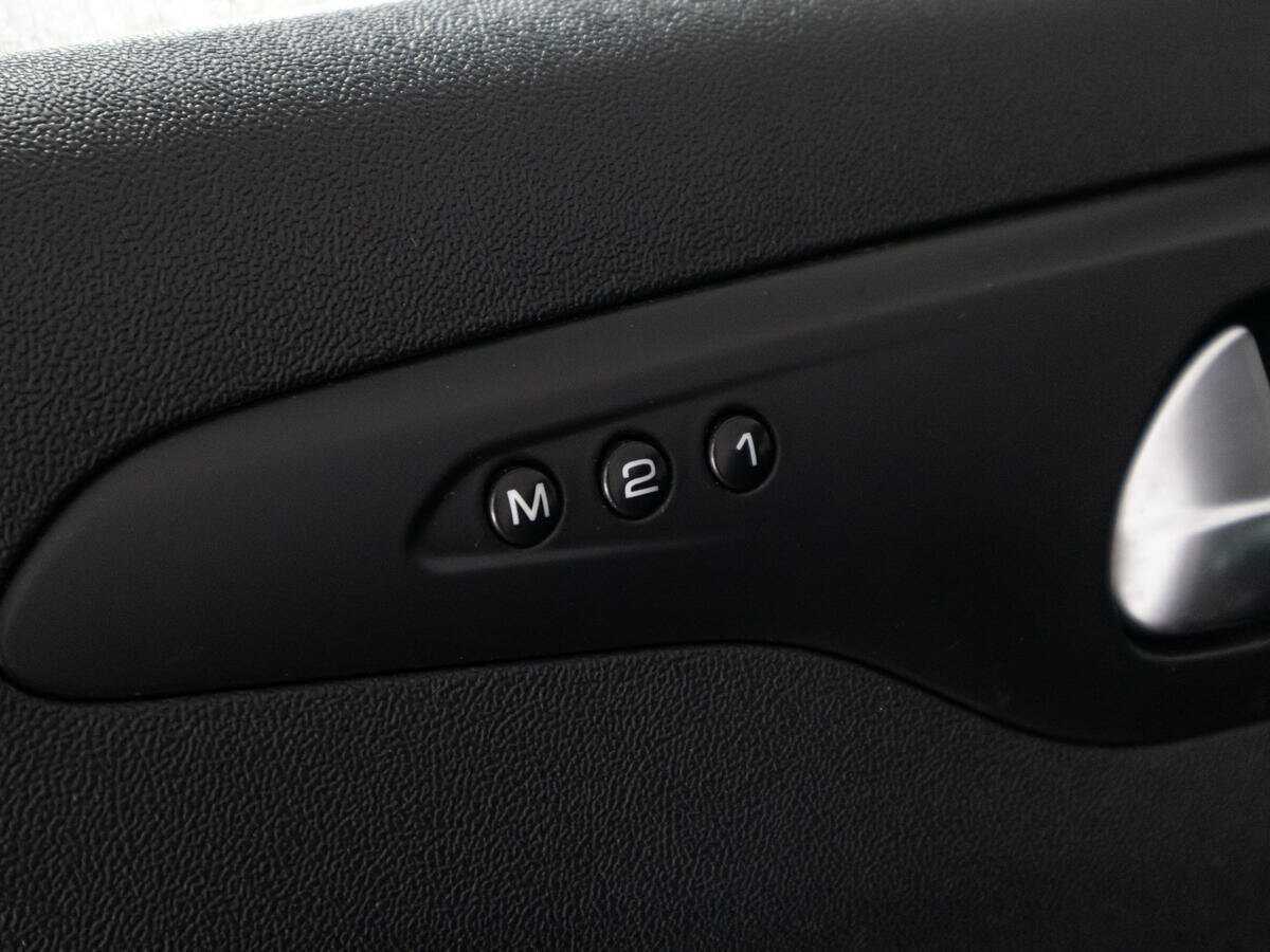 Б/У Ситроен Ц5 2013 года. Фото: #14