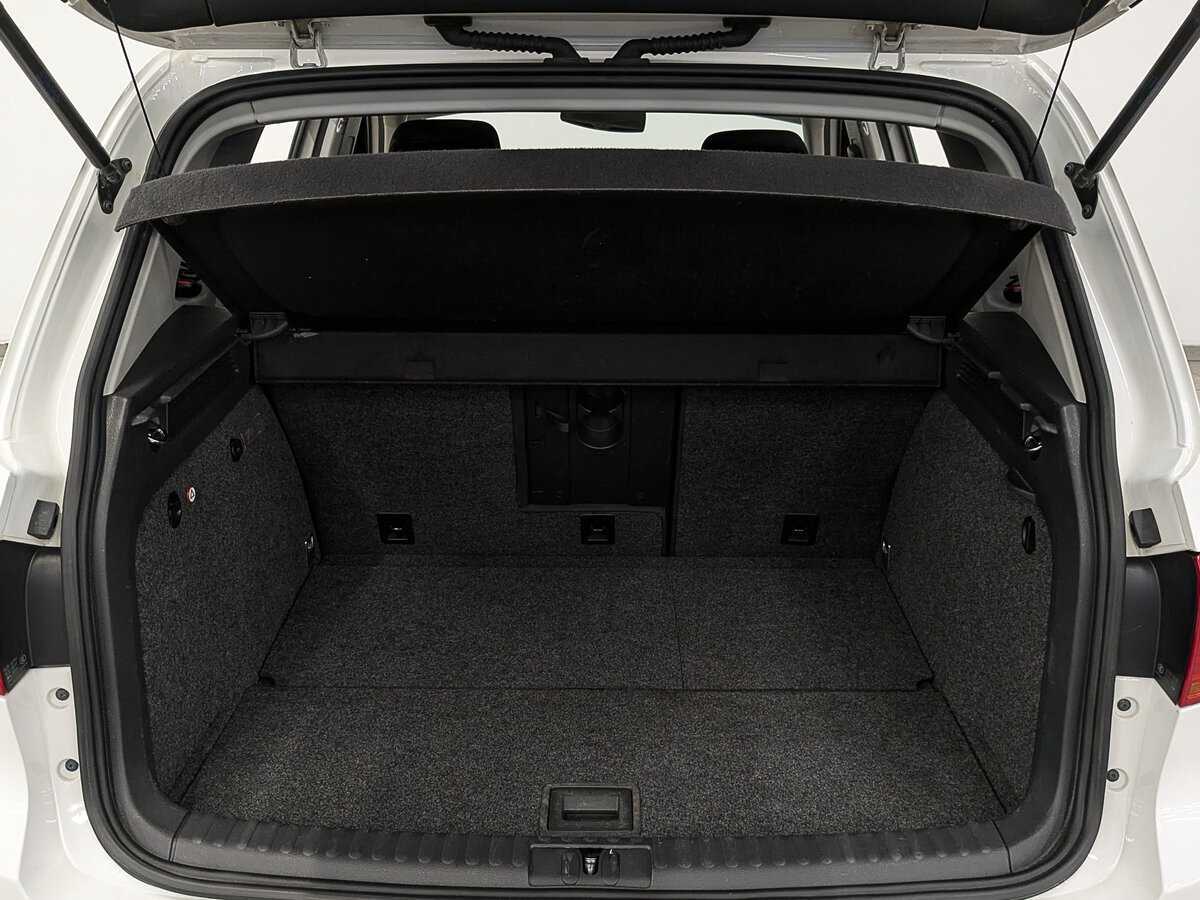 Б/У Фольксваген Тигуан 2013 года. Фото: #9