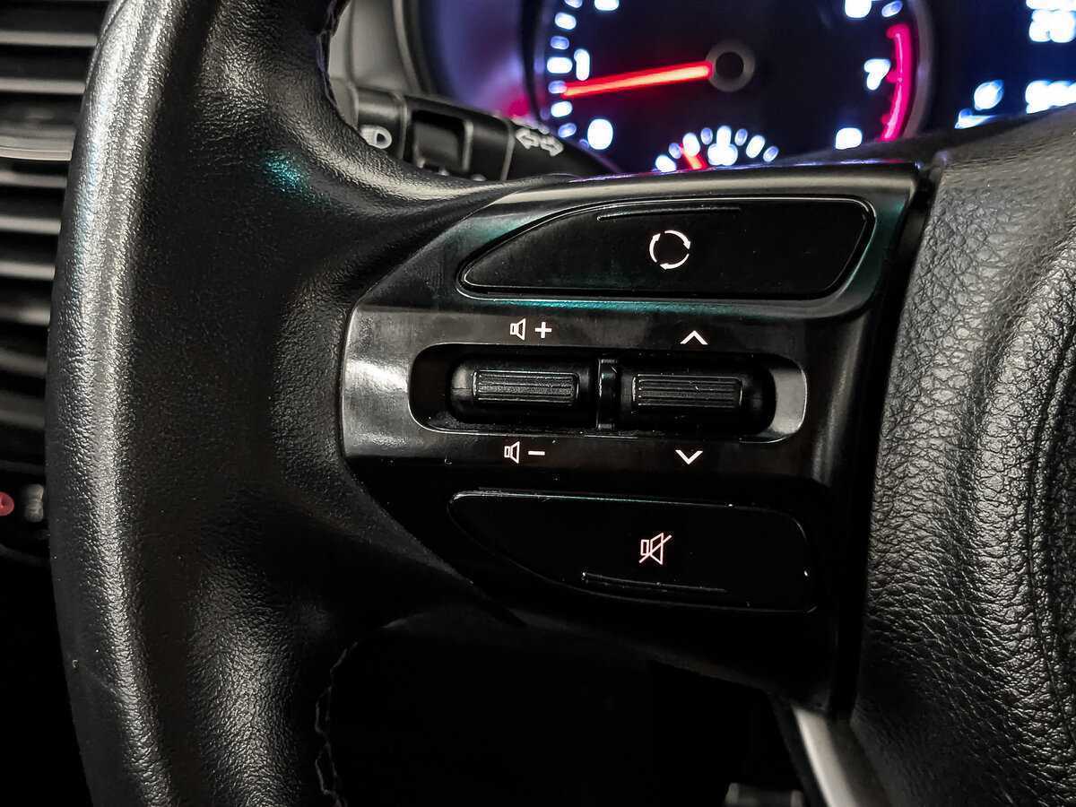 Б/У Киа Рио 2020 года. Фото: #22