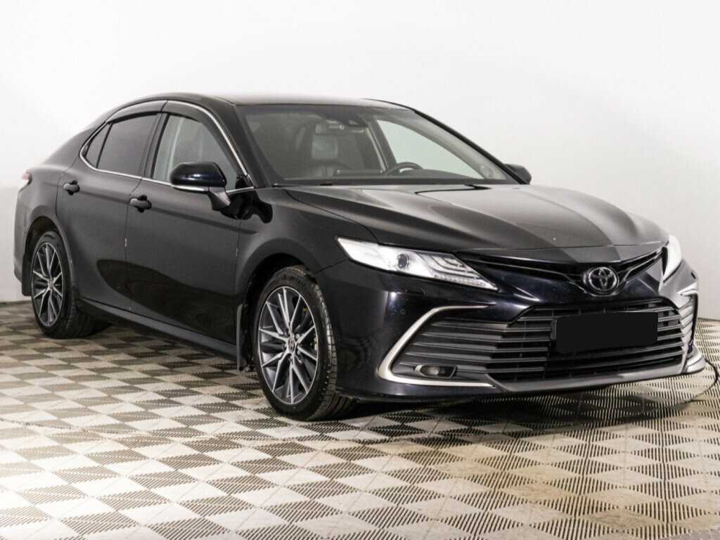 Toyota Camry 2021 года с пробегом. Фото: #2