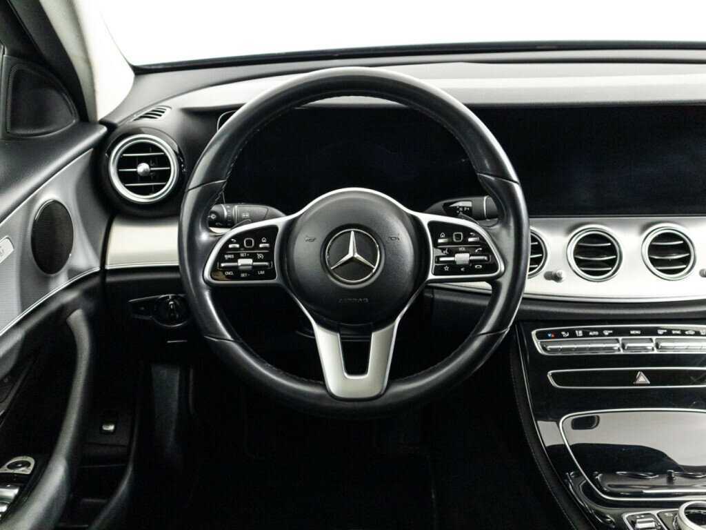 Mercedes-Benz E-Класс 2018 года с пробегом. Фото: #20