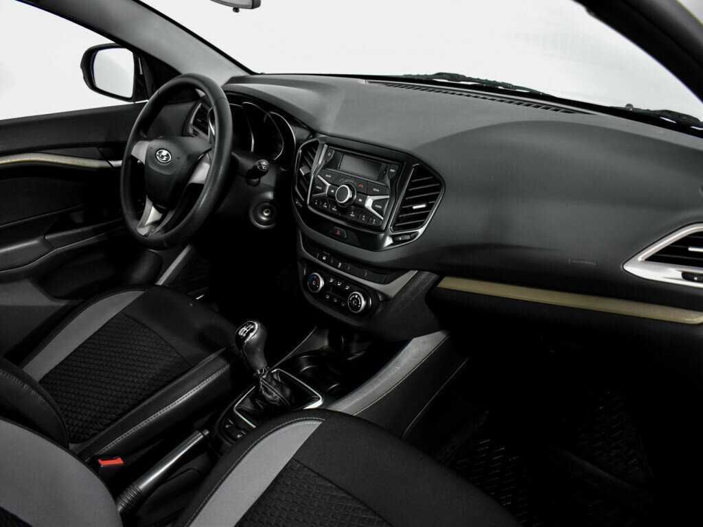 Б/У Лада (ВАЗ) Веста 2016 года. Фото: #12