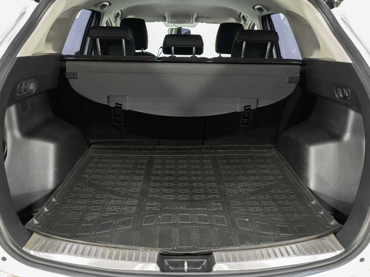 Б/У Мазда Ц-Икс-5 2016 года. Фото: #24