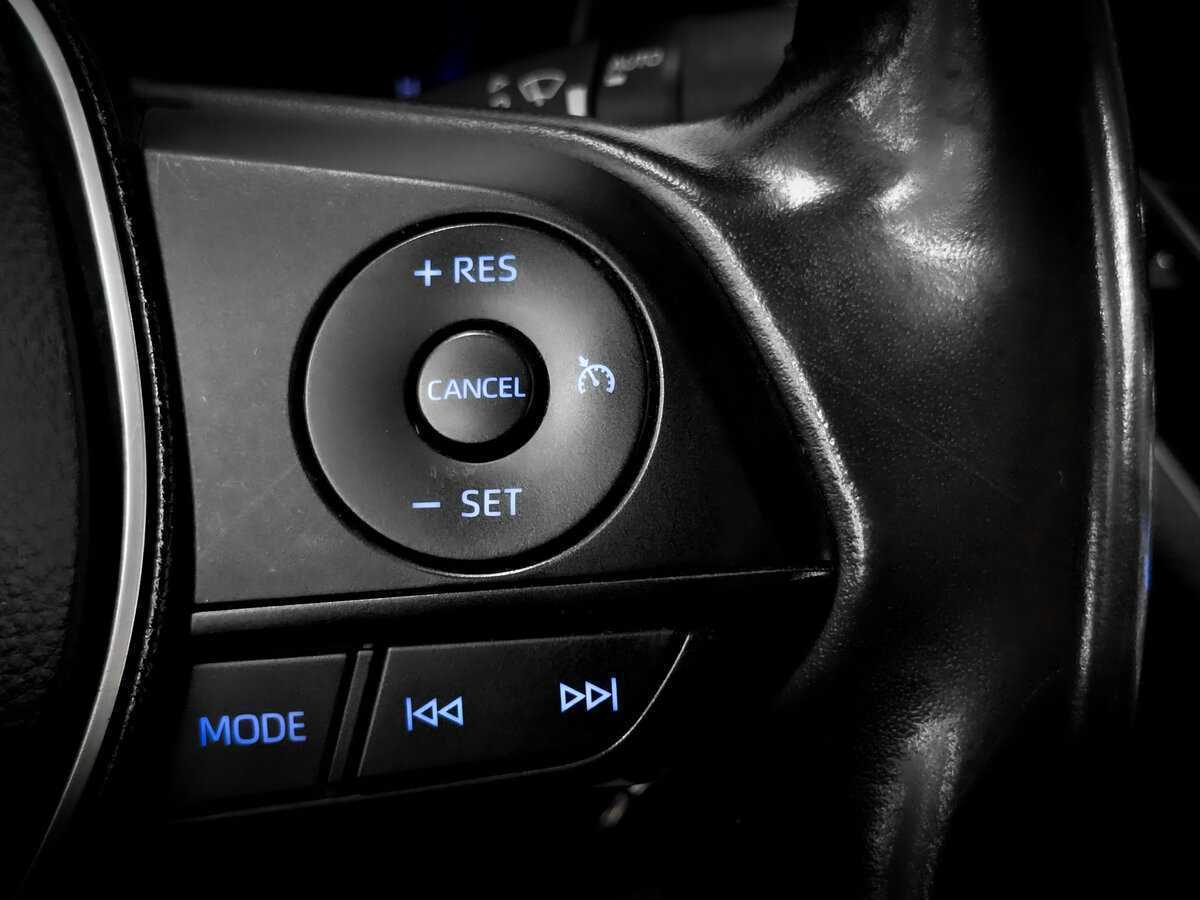 Б/У Тойота Королла 2019 года. Фото: #25