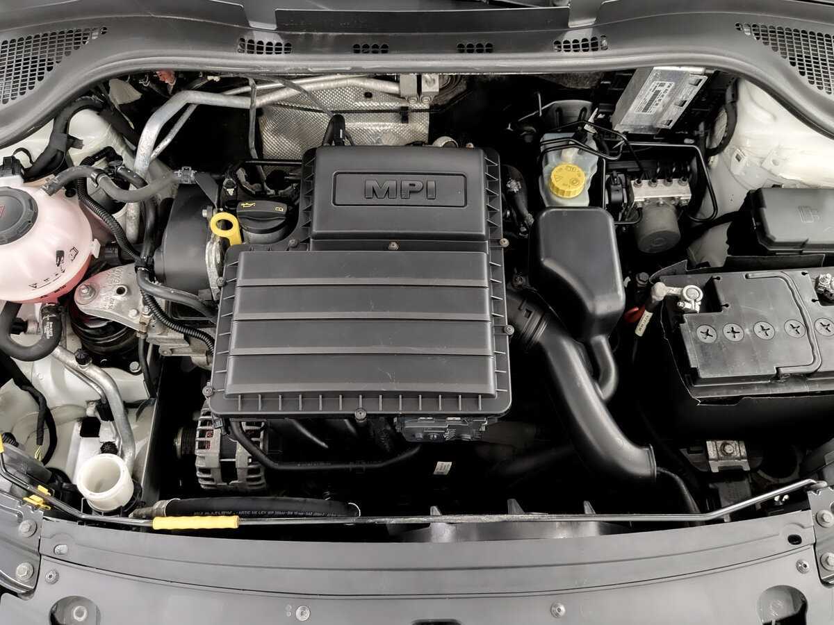 Б/У Шкода Рапид 2017 года. Фото: #8