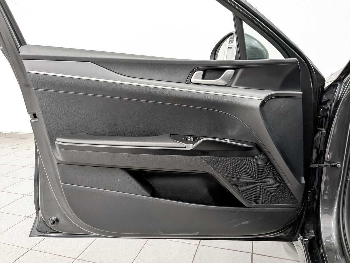 Б/У Киа К5 2021 года. Фото: #18