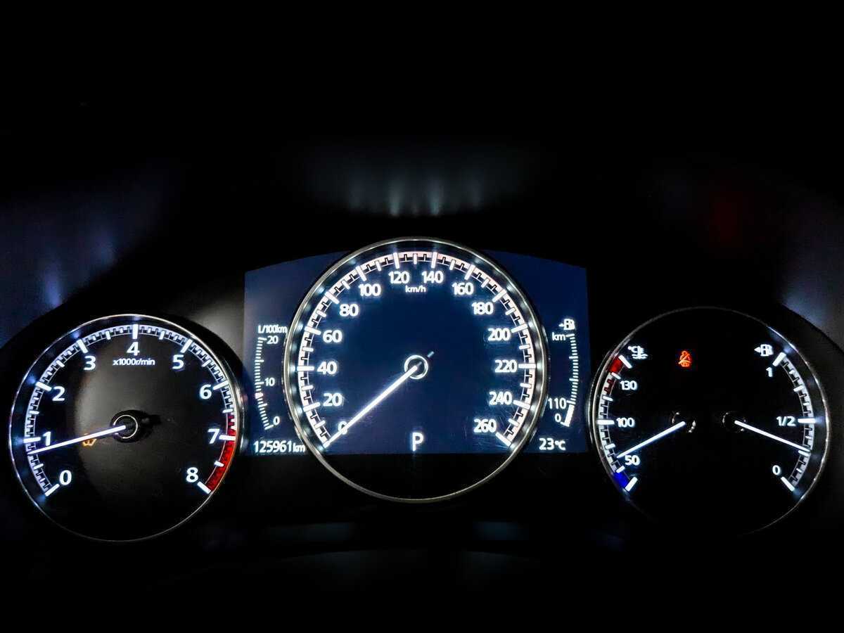 Б/У Мазда 3 2019 года. Фото: #12