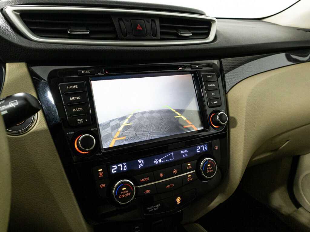 Б/У Ниссан Икс-Трейл 2016 года. Фото: #15