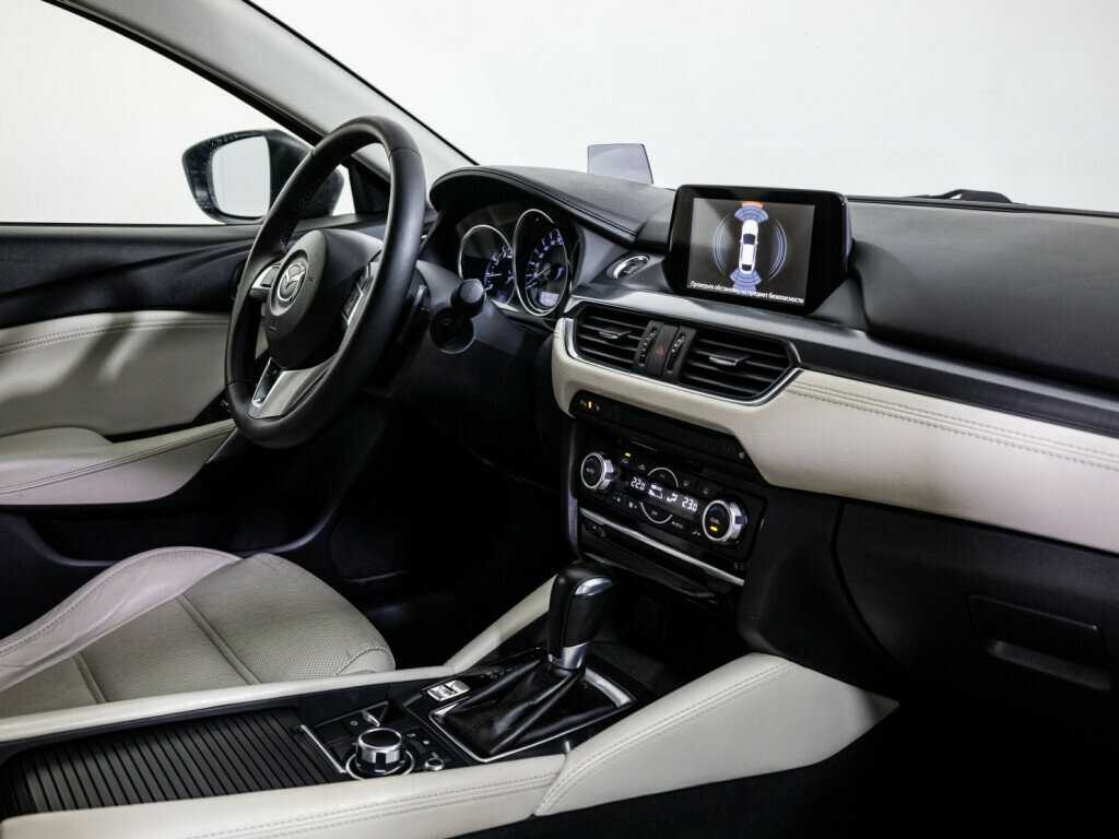 Б/У Мазда 6 2015 года. Фото: #9