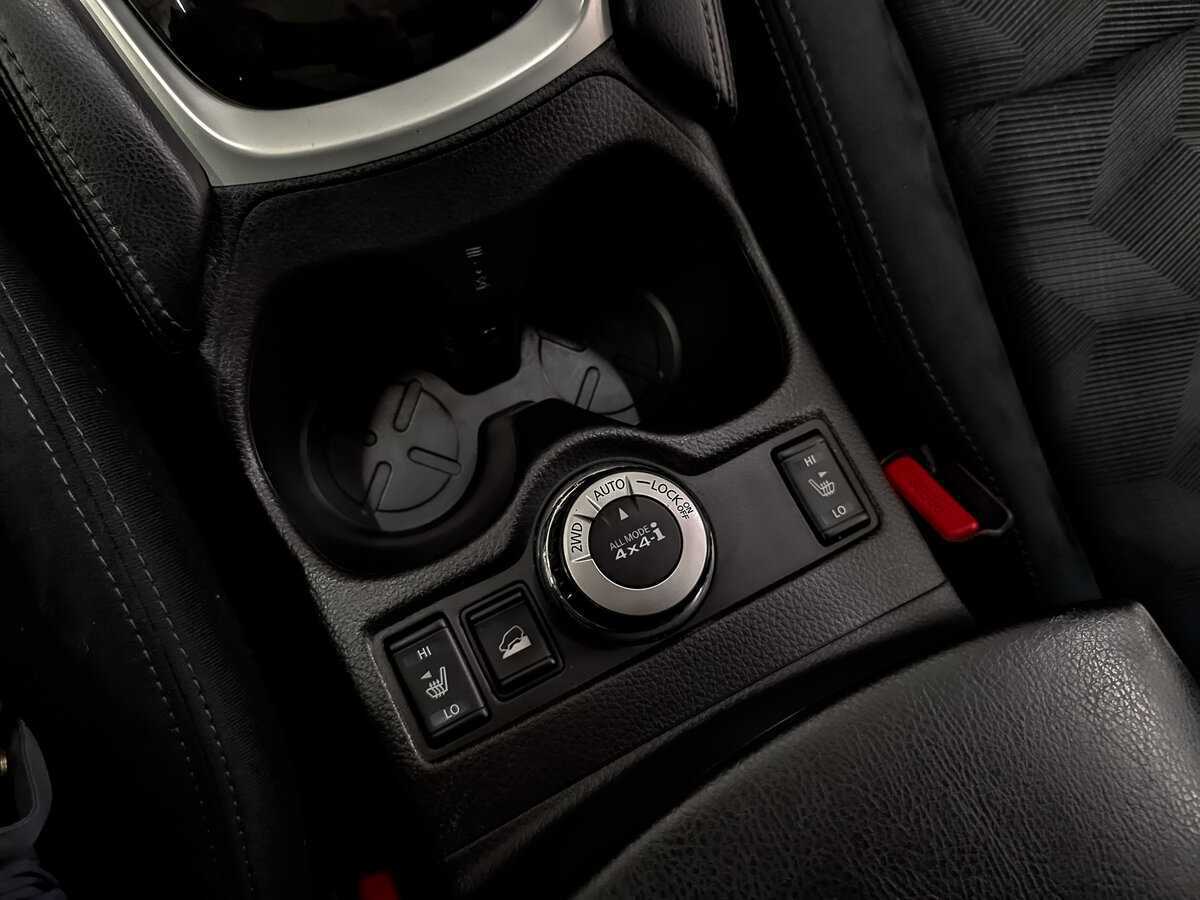 Б/У Ниссан Икс-Трейл 2016 года. Фото: #28