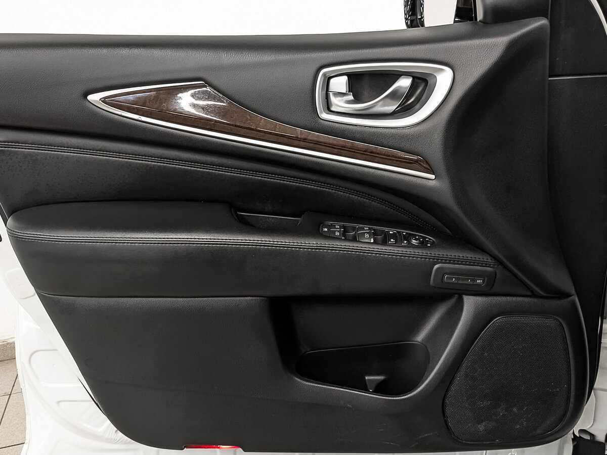 Infiniti QX60 2014 года с пробегом. Фото: #18