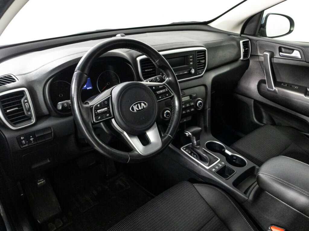 Б/У Киа Спортейдж 2021 года. Фото: #9