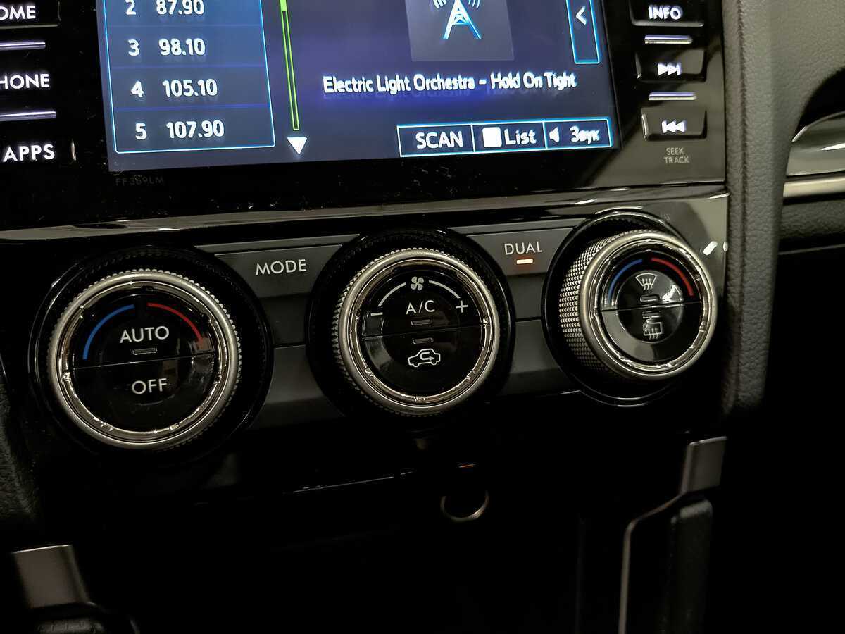 Subaru Forester 2018 года с пробегом. Фото: #24