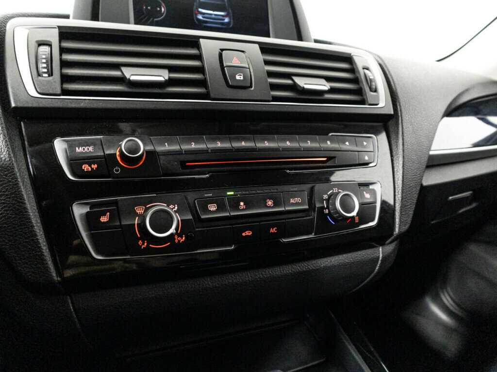 BMW 1 серии 2016 года с пробегом. Фото: #15