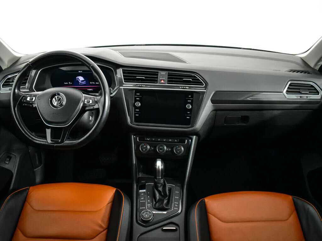 Б/У Фольксваген Тигуан 2018 года. Фото: #11