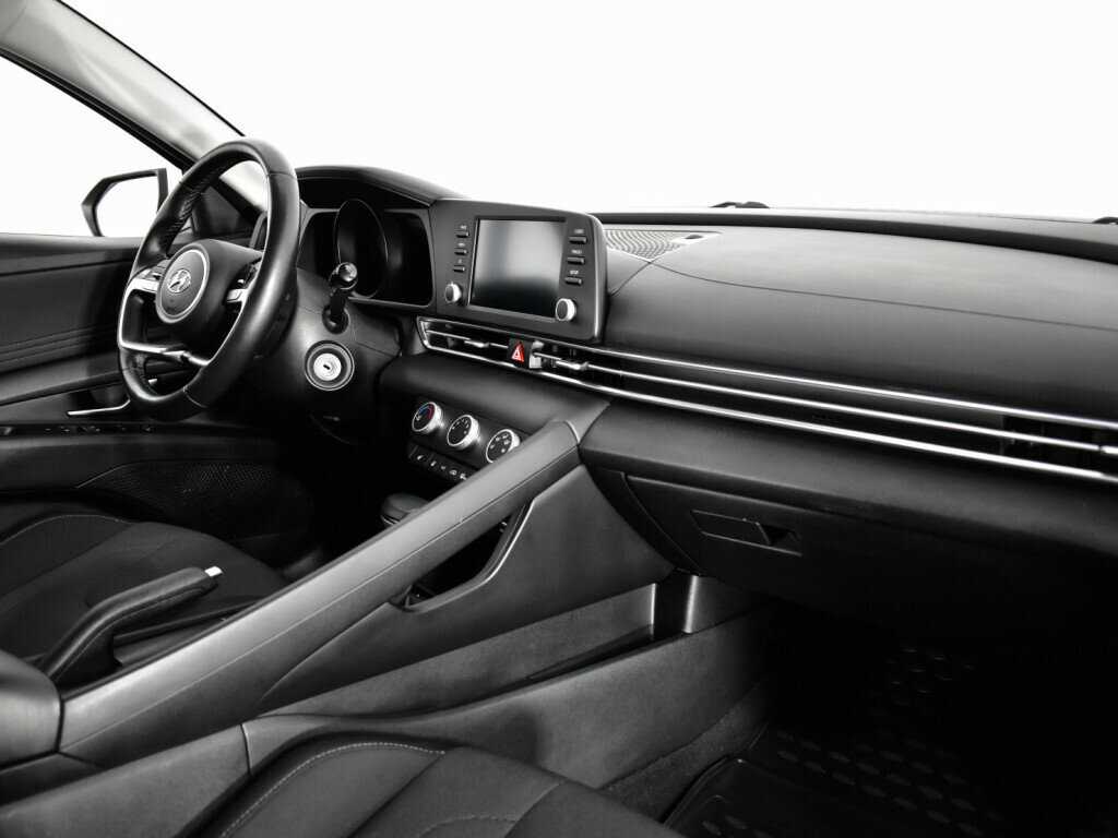 Б/У Хендай Елантра 2021 года. Фото: #8