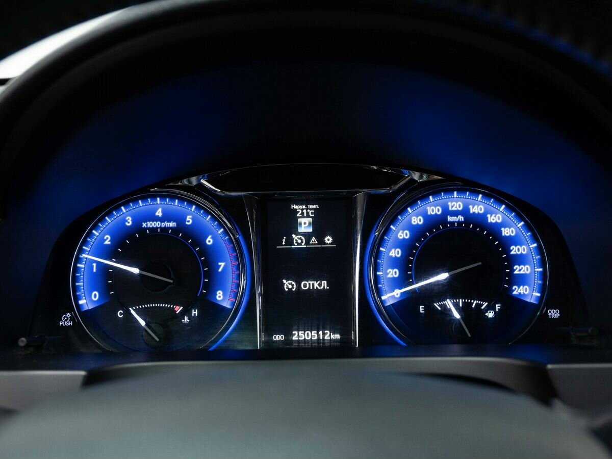 Б/У Тойота Камри 2017 года. Фото: #18