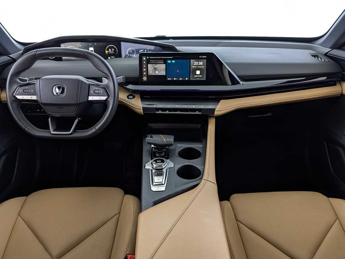 Changan UNI-V 2022 года с пробегом. Фото: #13