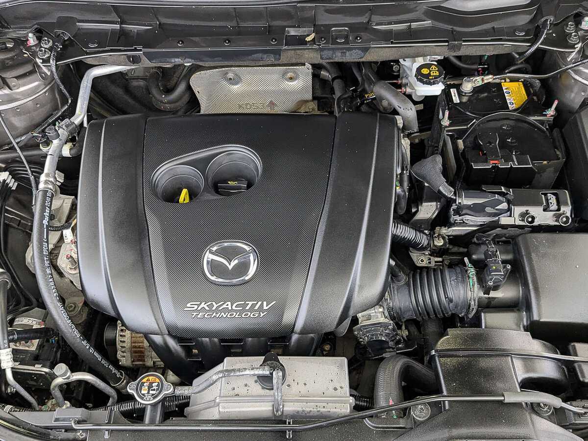 Б/У Мазда Ц-Икс-5 2017 года. Фото: #8