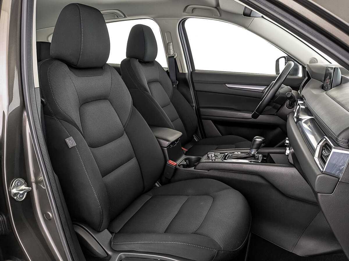 Б/У Мазда Ц-Икс-5 2017 года. Фото: #23