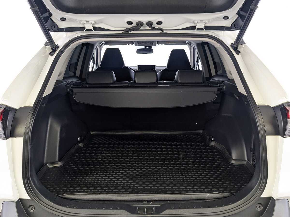 Toyota RAV4 2019 года с пробегом. Фото: #9