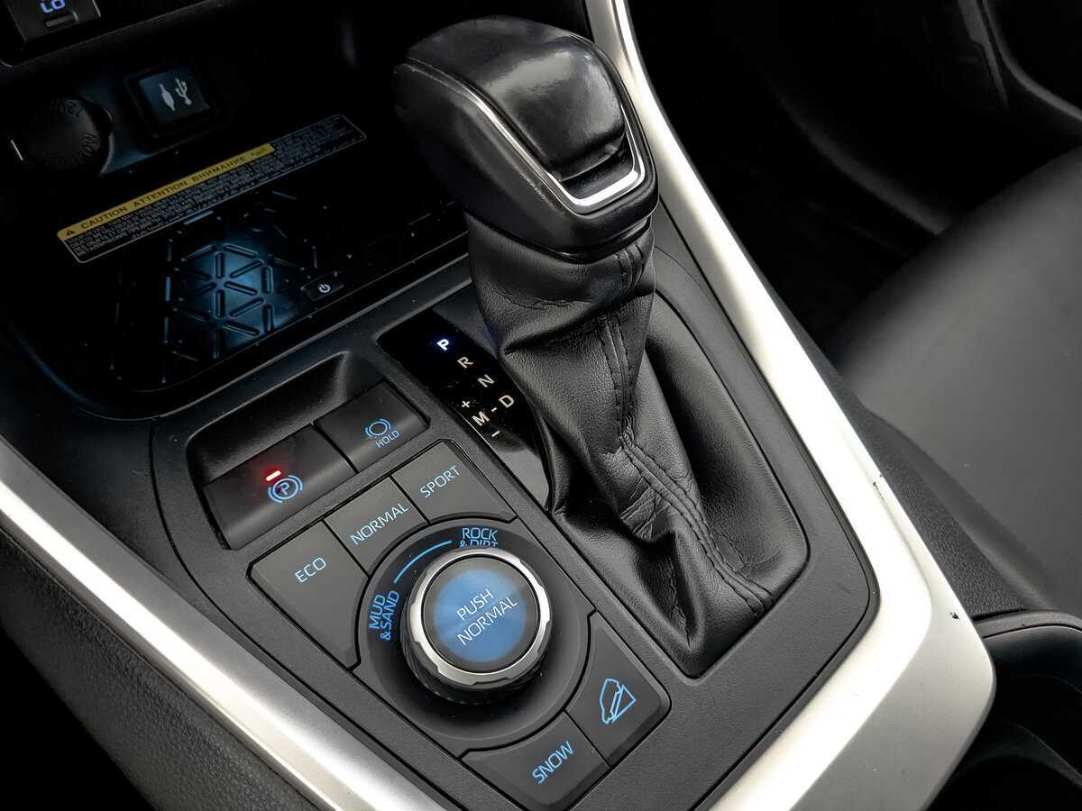 Toyota RAV4 2019 года с пробегом. Фото: #28