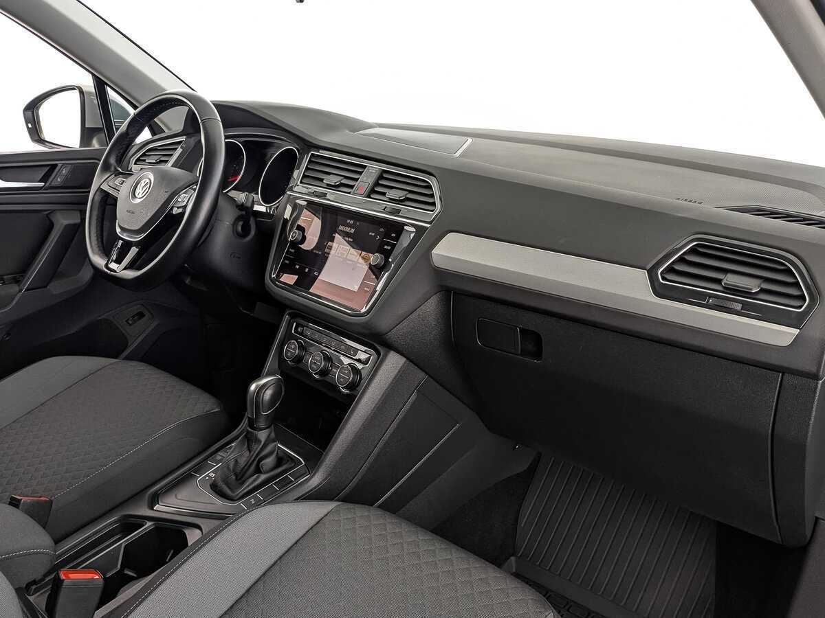 Volkswagen Tiguan 2020 года с пробегом. Фото: #12