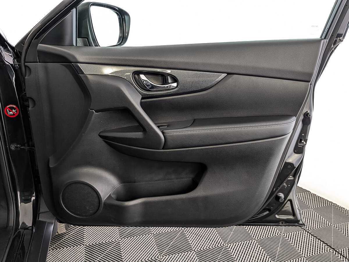 Б/У Ниссан Икс-Трейл 2017 года. Фото: #22