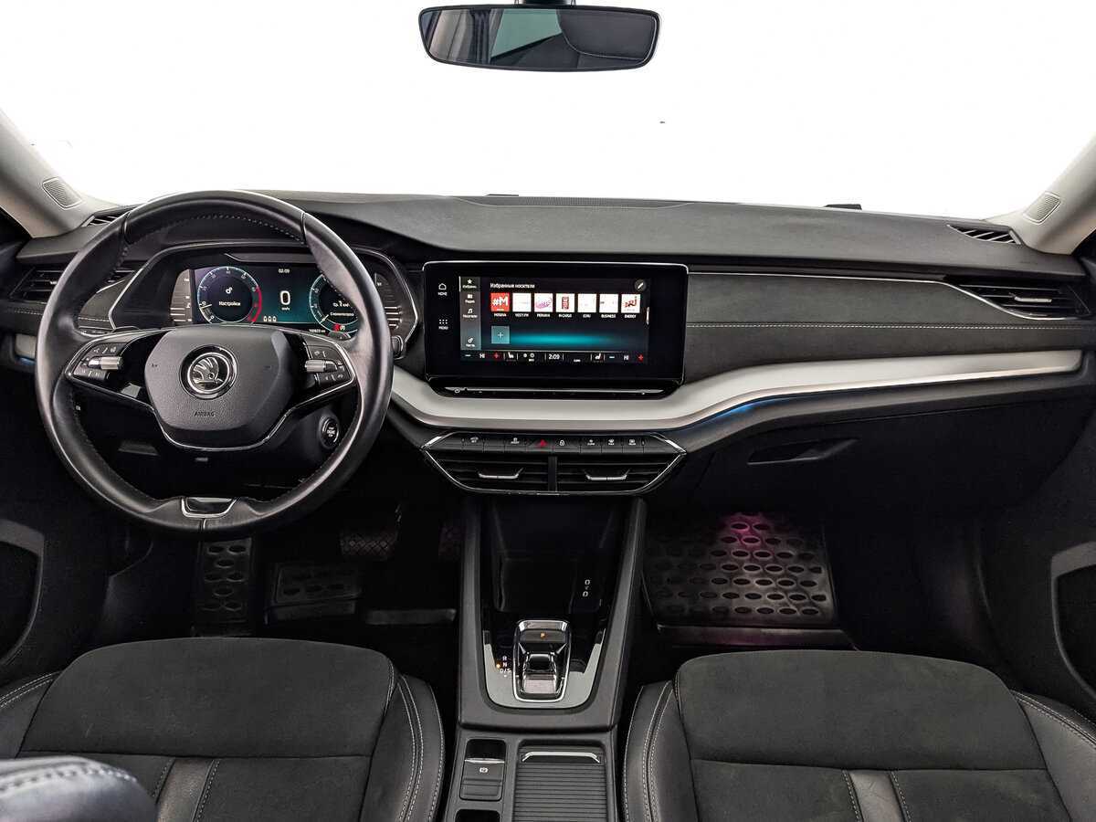 Б/У Шкода Октавия 2021 года. Фото: #13